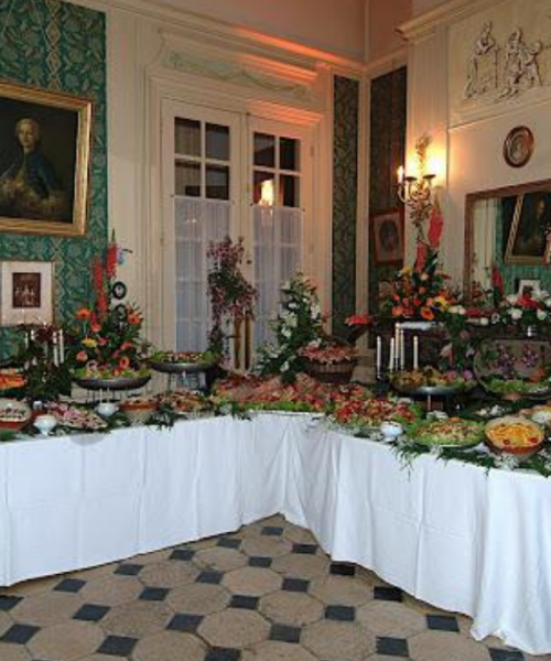 Grand buffet dans le Salon du Brosseron