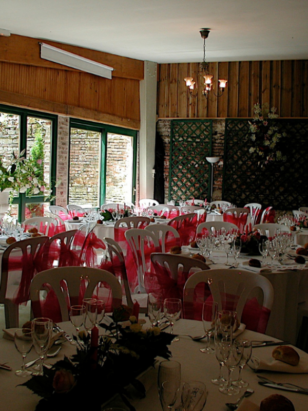 Portes vitrées et treillages de l'Orangerie