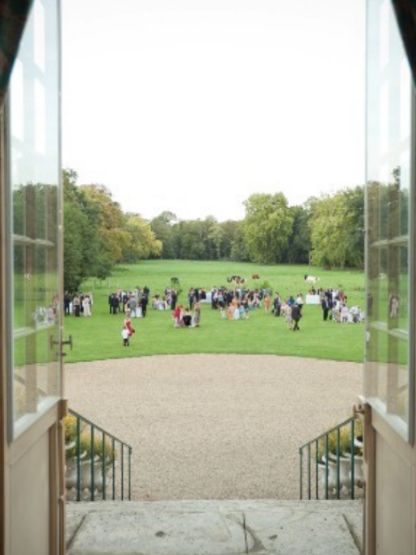 Rideaux ouverts sur le jardin